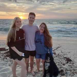 Meet your Posher, Catherine